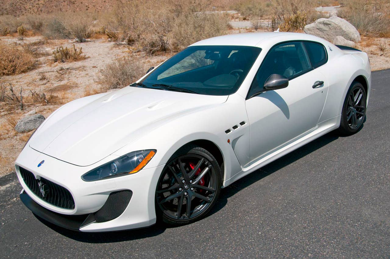 2012 Maserati GranTurismo MC front 3/4 view