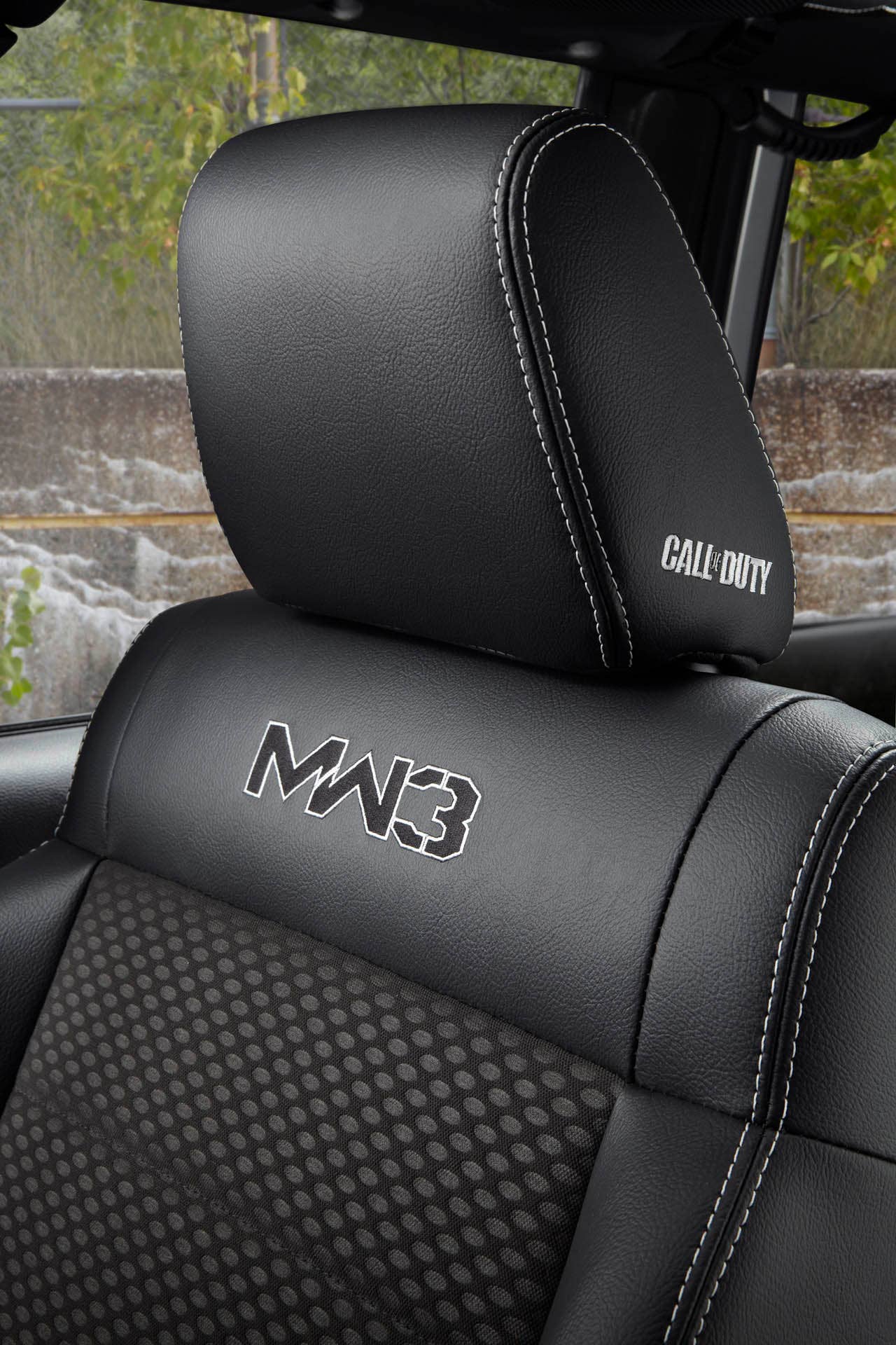 Call of Duty: MW3 Special Edition Jeep Wrangler