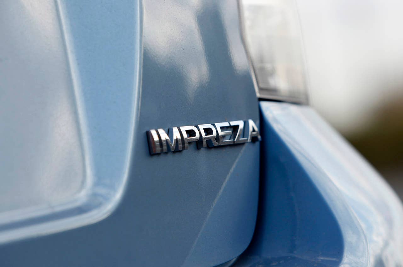 2012 Subaru Impreza badge