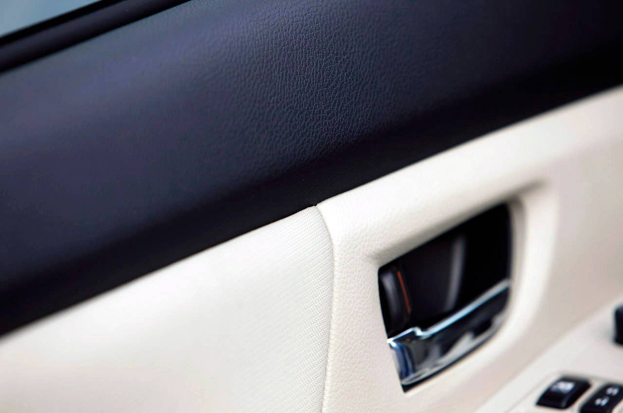 2012 Subaru Impreza door trim