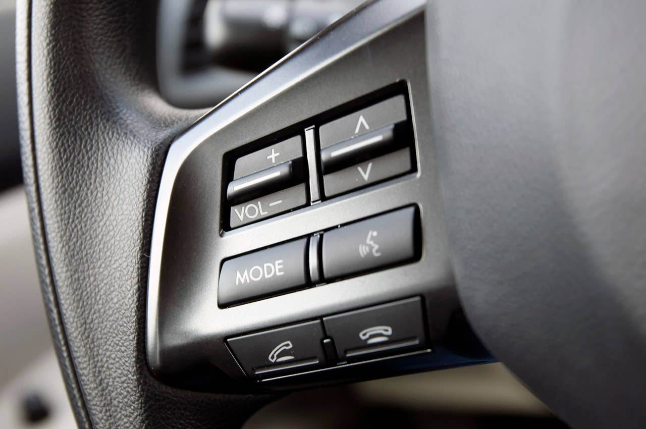 2012 Subaru Impreza steering wheel controls