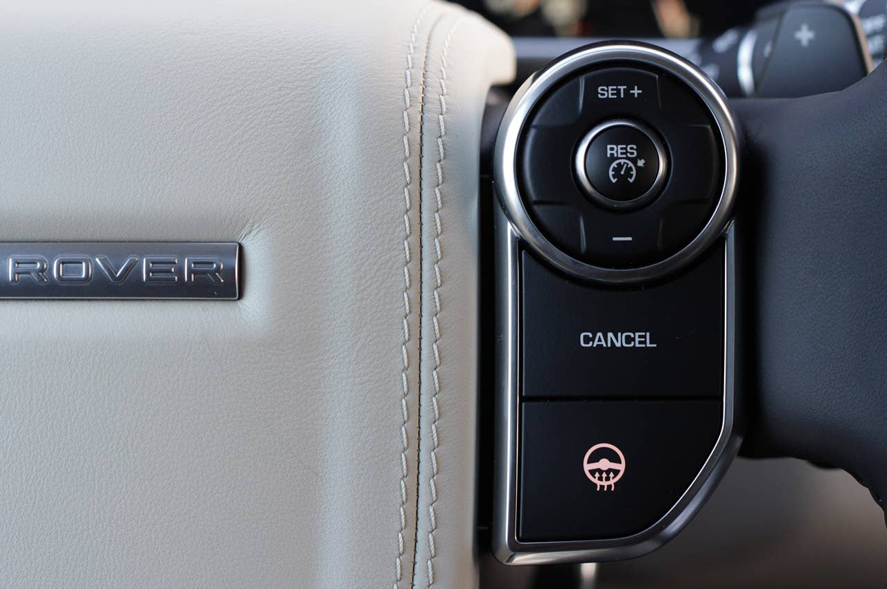 2013 Land Rover Range Rover steering wheel controls