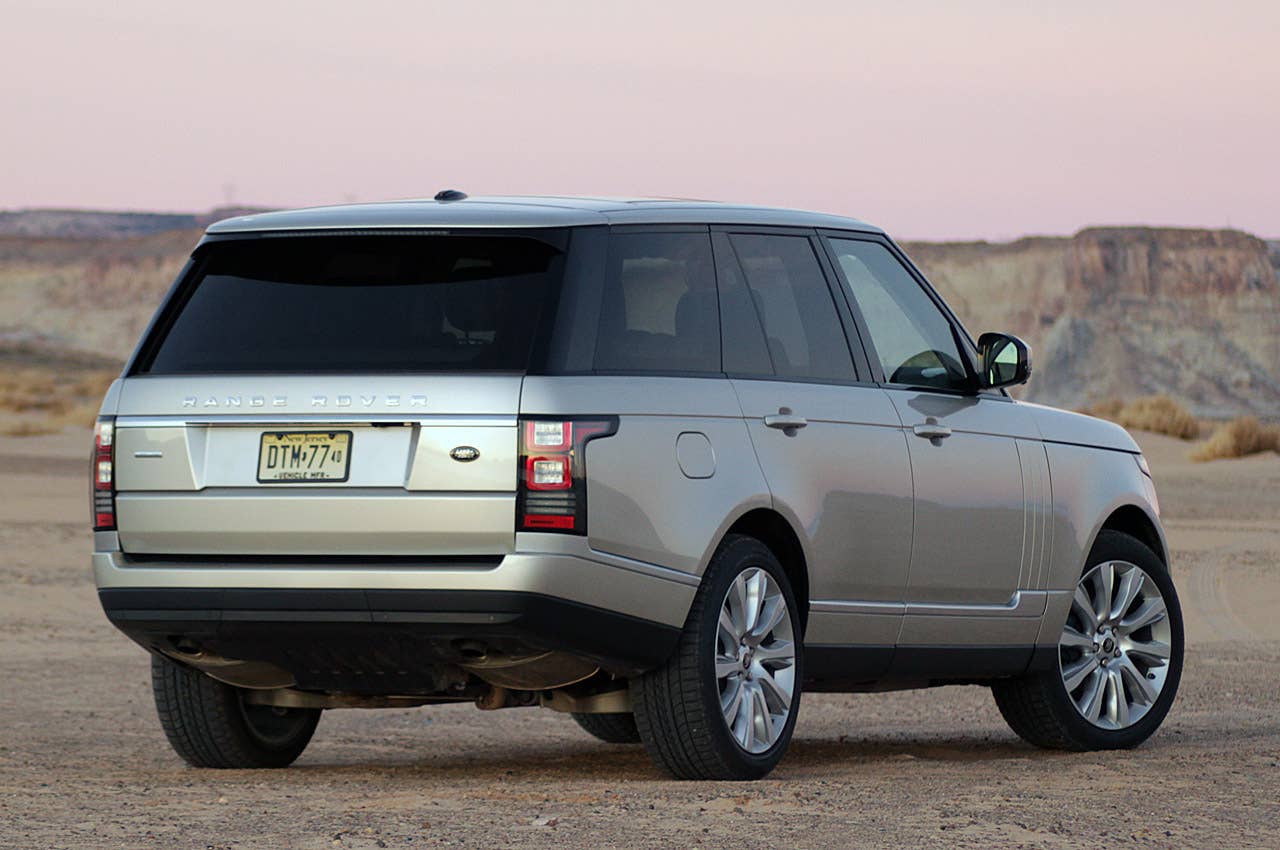 2013 Land Rover Range Rover rear 3/4 view