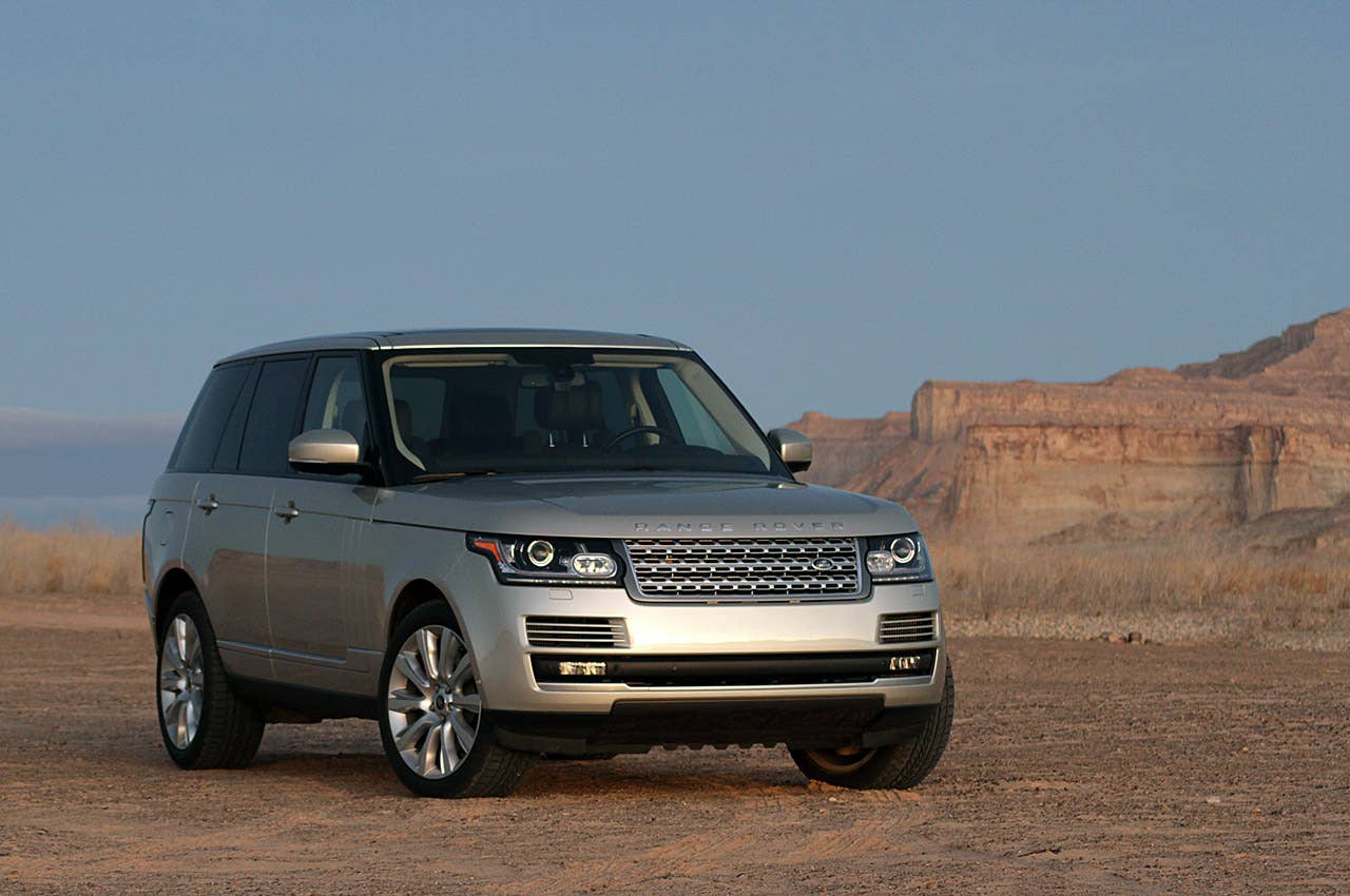 2013 Land Rover Range Rover front 3/4 view