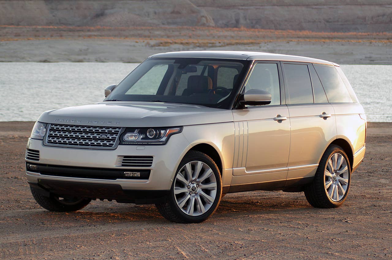 2013 Land Rover Range Rover front 3/4 view