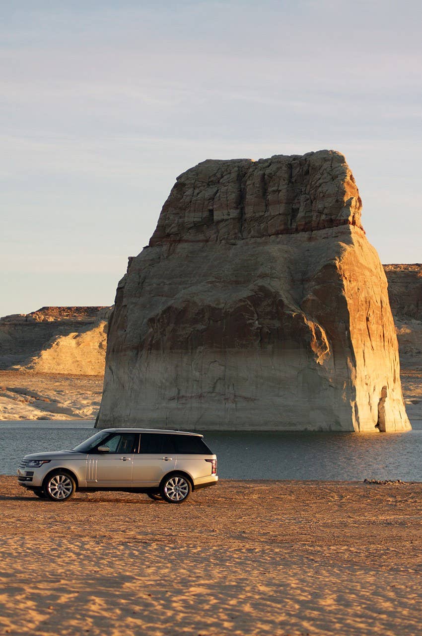 2013 Land Rover Range Rover side view