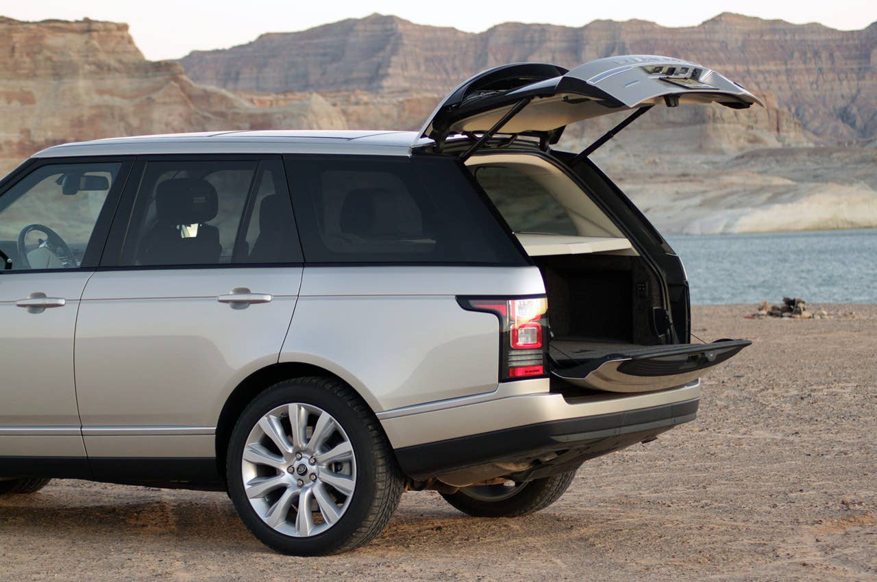 2013 Land Rover Range Rover rear cargo area
