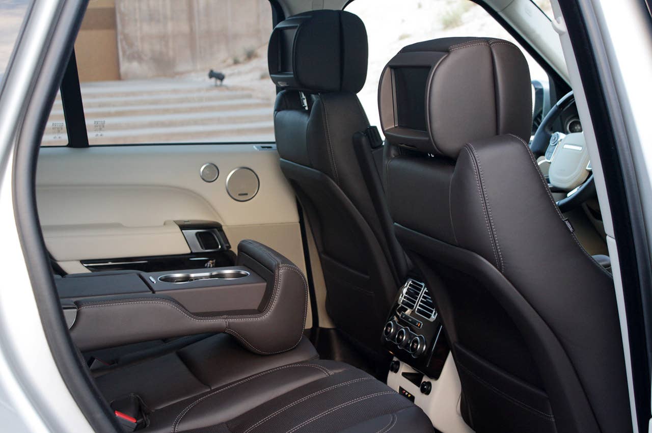 2013 Land Rover Range Rover rear seats