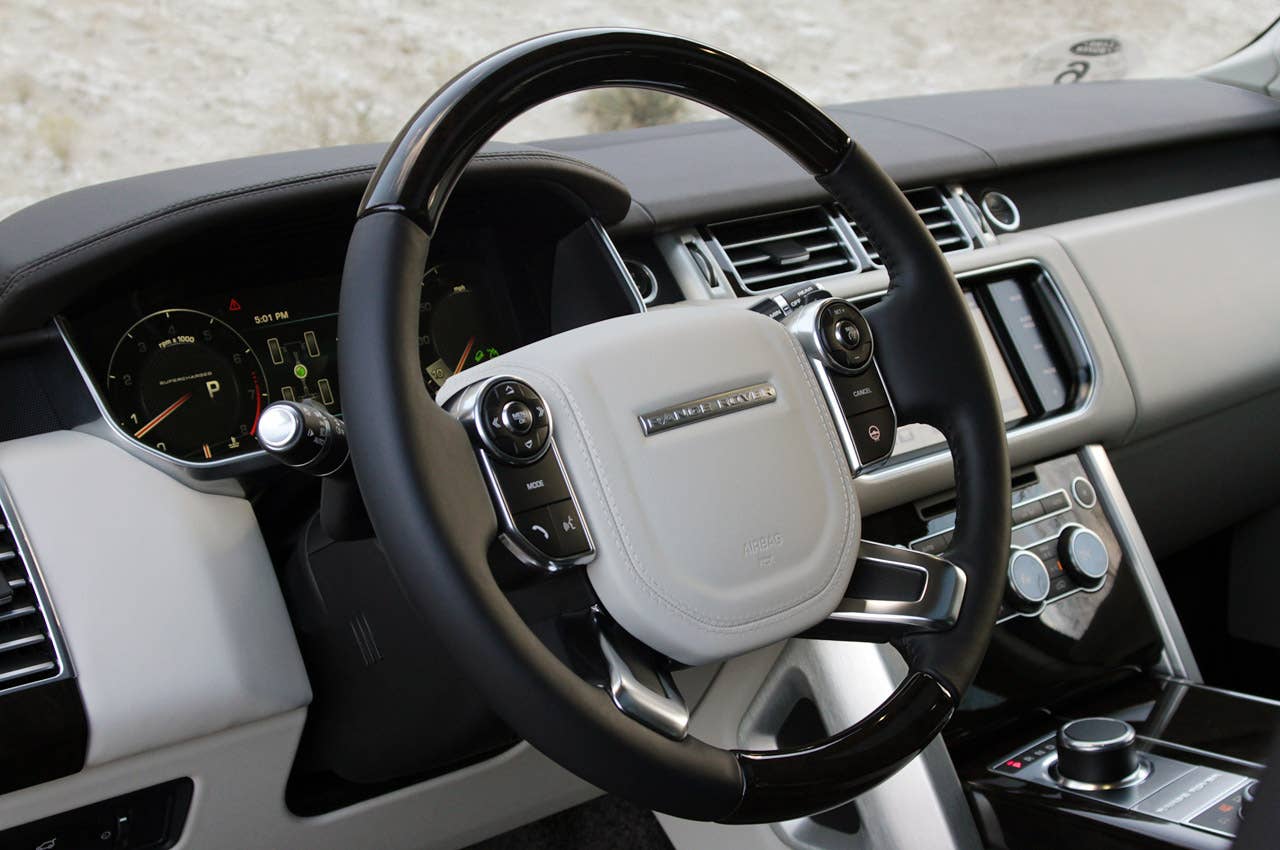 2013 Land Rover Range Rover steering wheel