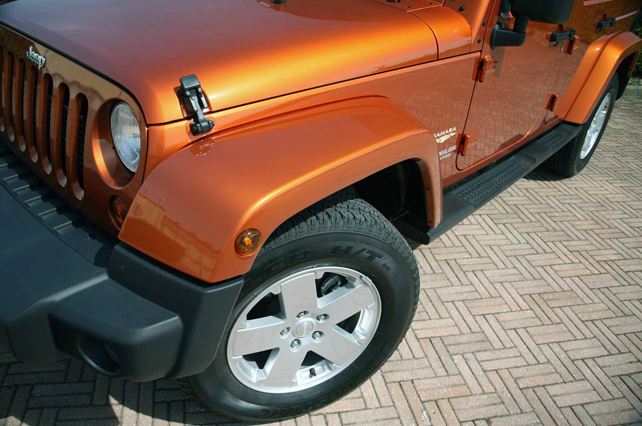 2011 Jeep Wrangler Unlimited 2.8 CRD front fender