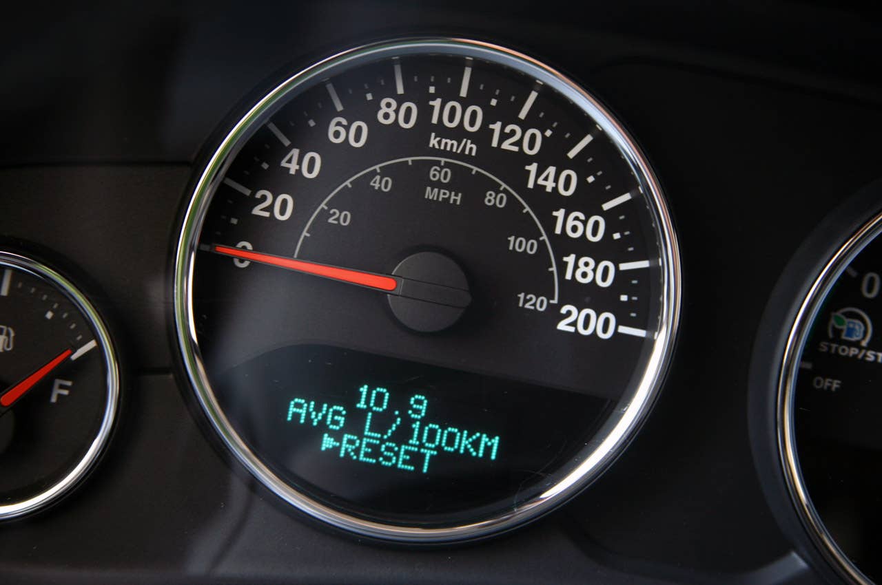 2011 Jeep Wrangler Unlimited 2.8 CRD speedometer