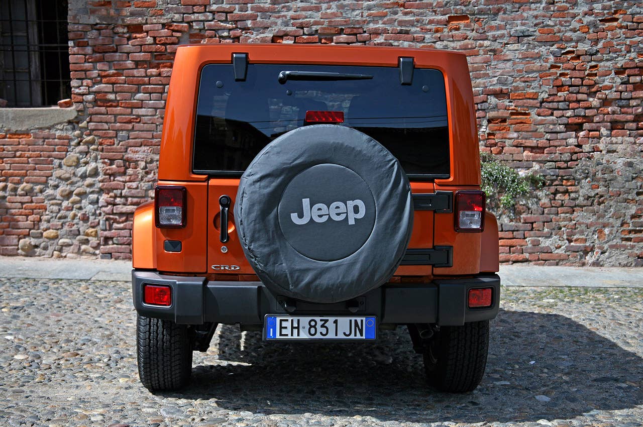 2011 Jeep Wrangler Unlimited 2.8 CRD rear view