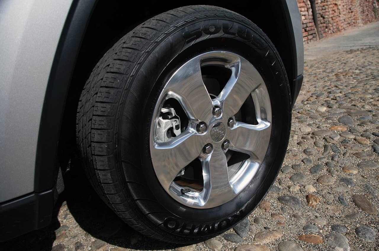 2011 Jeep Grand Cherokee 3.0 CRD wheel