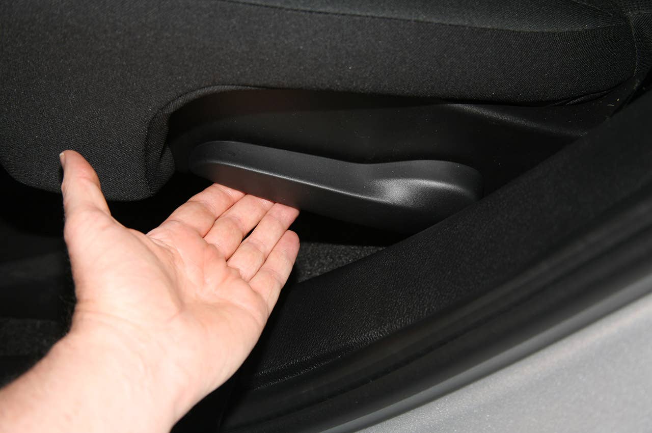 2011 Jeep Grand Cherokee 3.0 CRD seat lever