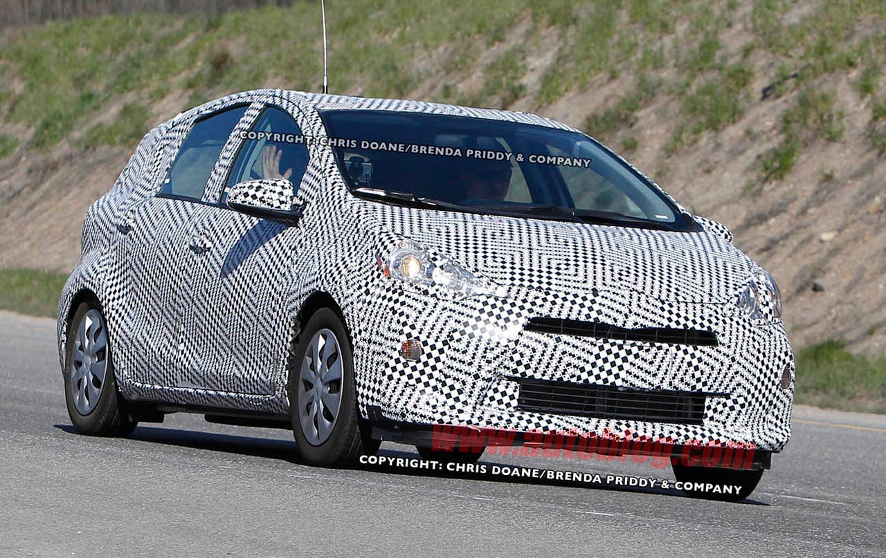 Toyota Prius C: Spy Shots