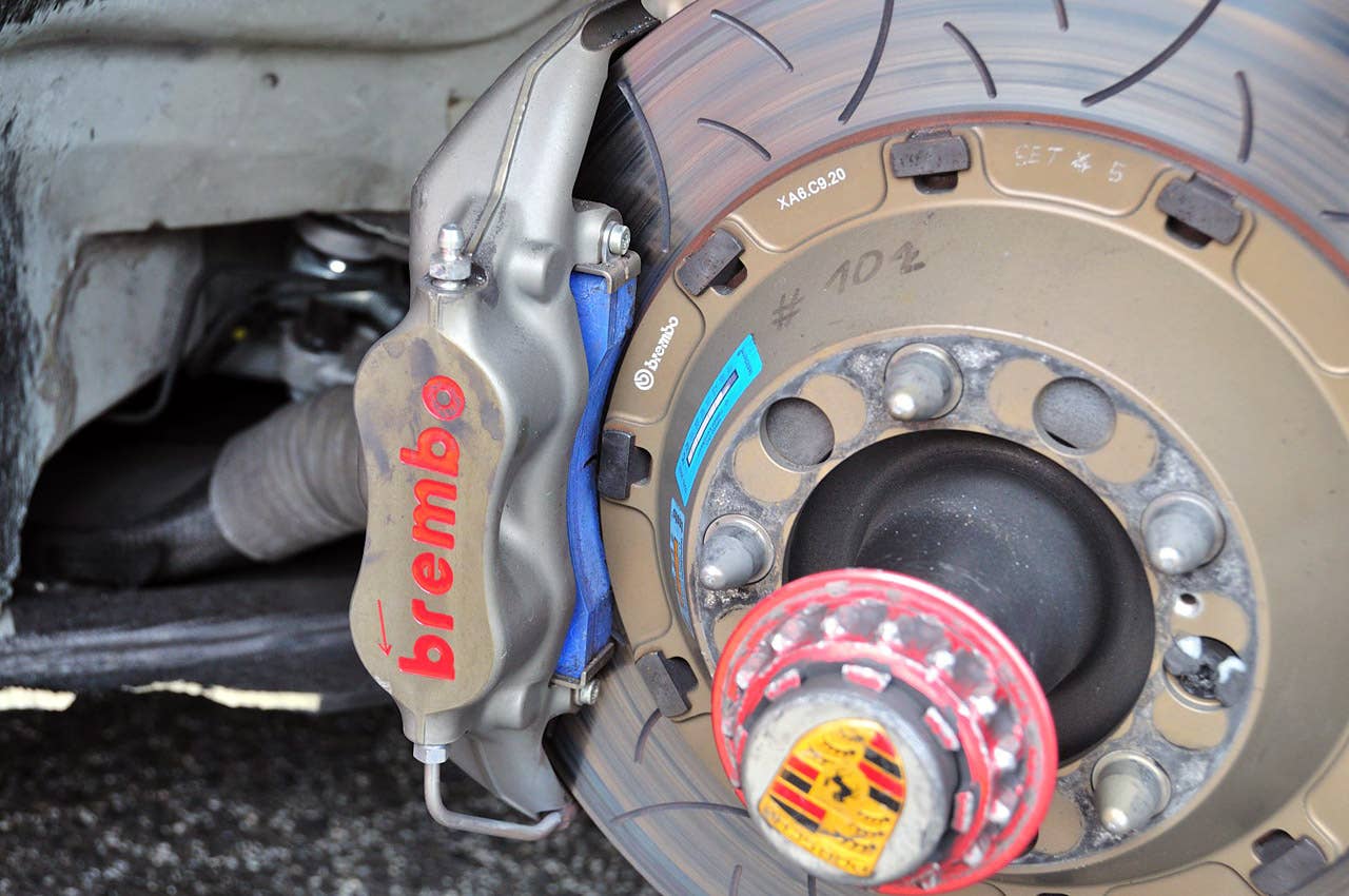 Porsche 911 GT3 R Hybrid 2.0 brakes