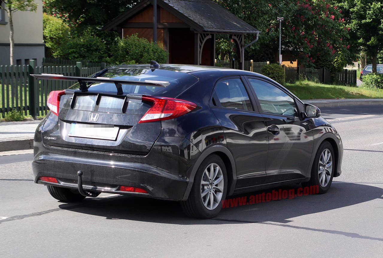 Civic Type R Spy Shots rear 3/4