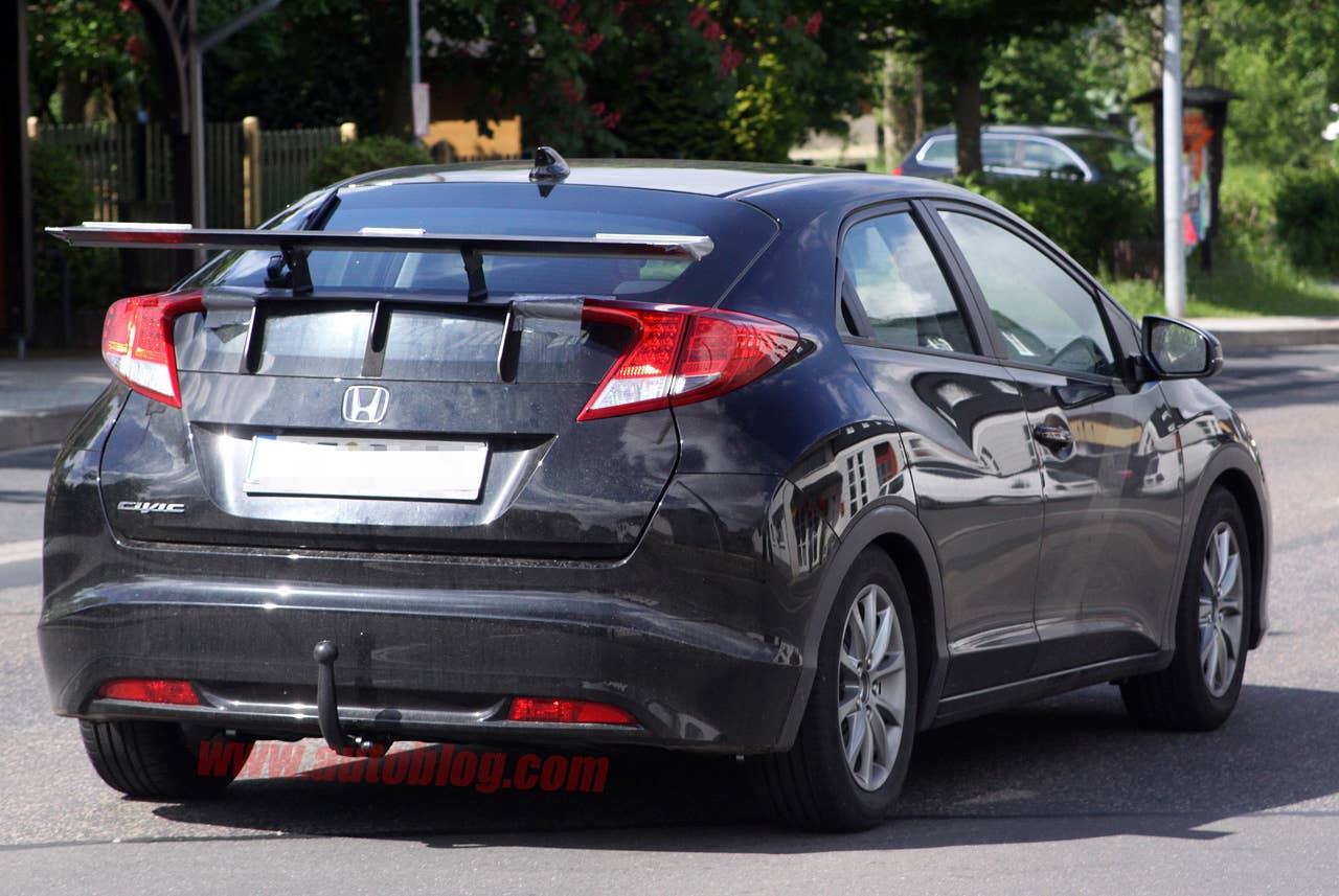 Civic Type R Spy Shots rear 3/4