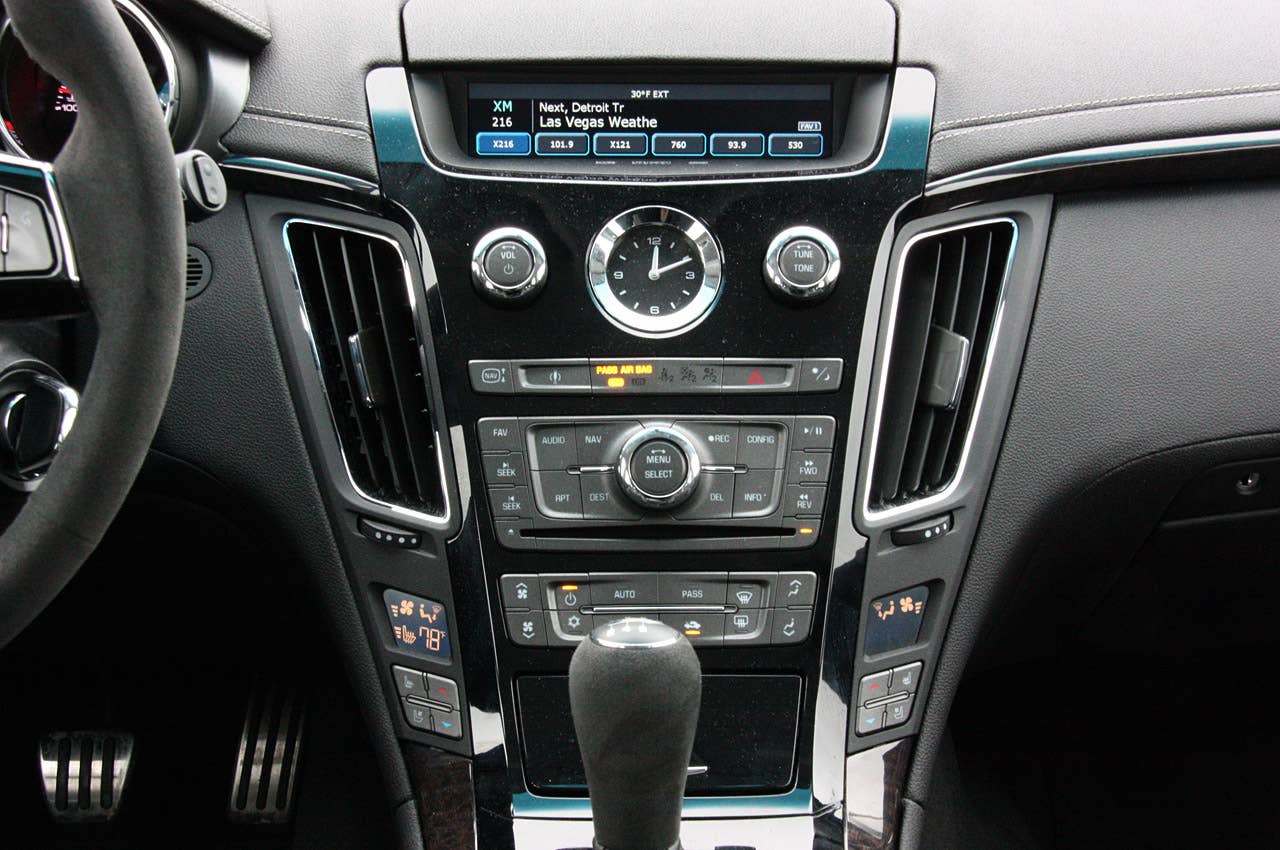 2011 Cadillac CTS-V Sport Wagon instrument panel