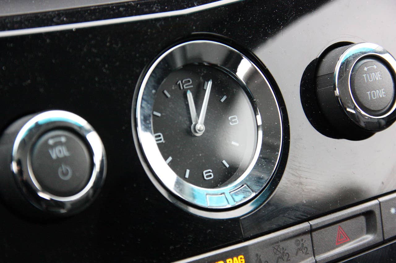 2011 Cadillac CTS-V Sport Wagon analog clock