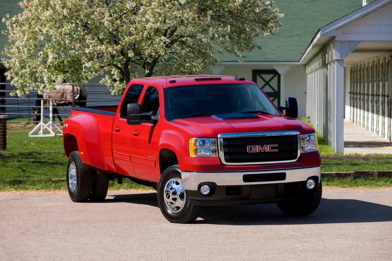 2011 GMC Sierra 3500 HD SLT. X11GM_SH043 (06/07/2010)  (United States)