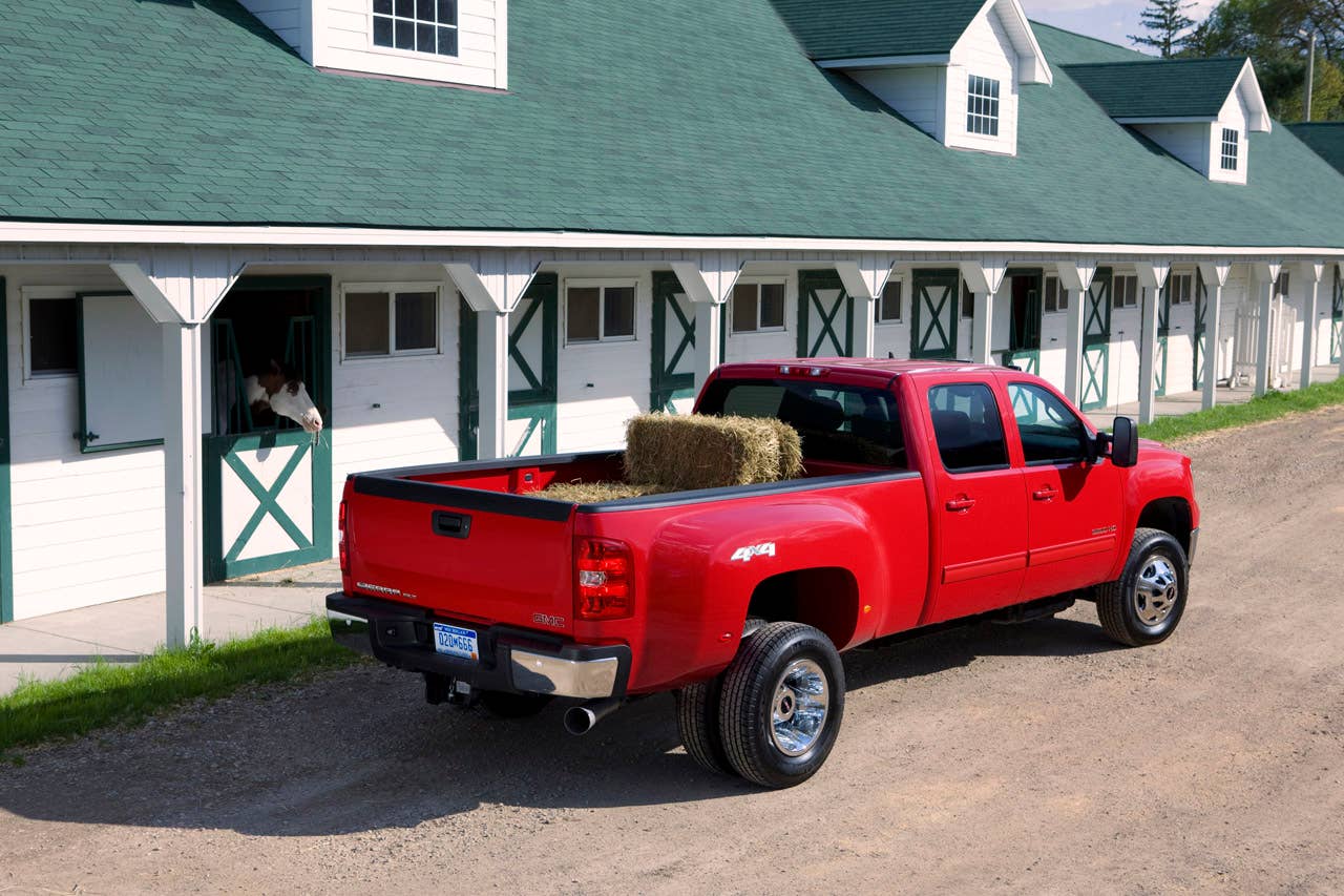 2011 GMC Sierra 3500 HD SLT. X11GM_SH036 (06/07/2010)  (United States)