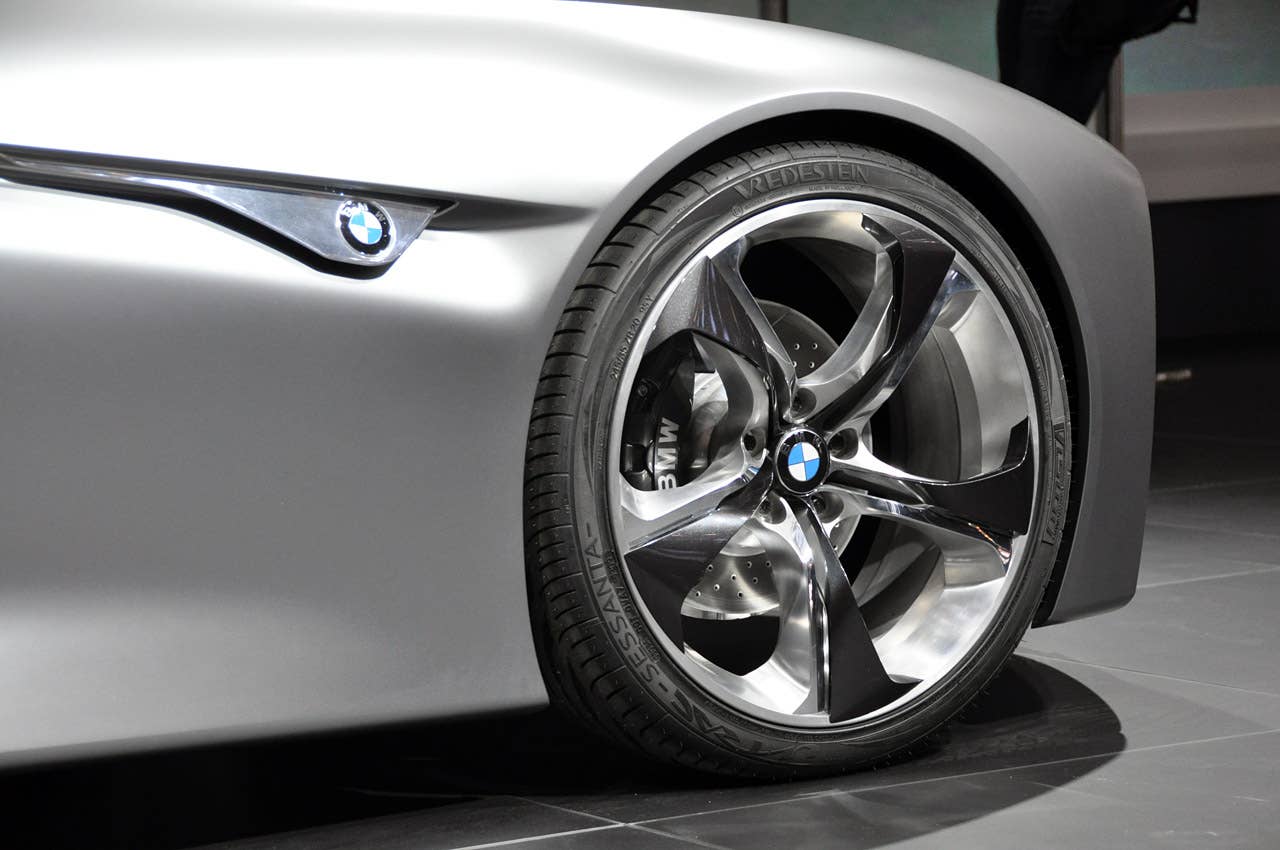 BMW Vision ConnectedDrive Concept: Geneva 2011