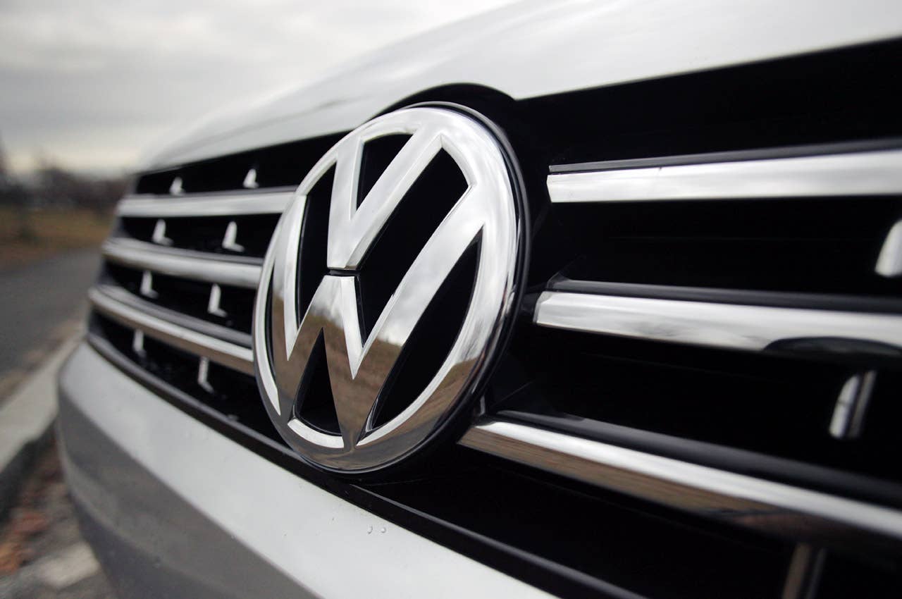 2012 Volkswagen Passat grille