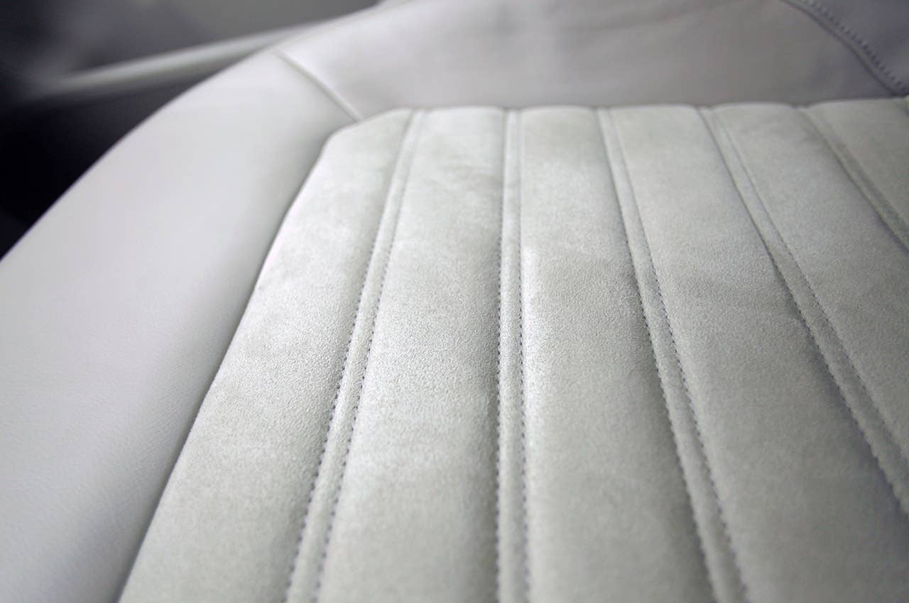2012 Volkswagen Passat seat detail