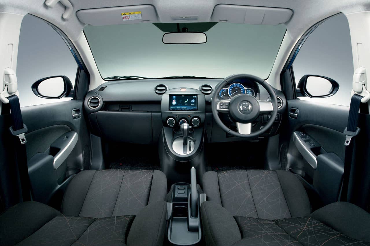 Mazda Demio interior
