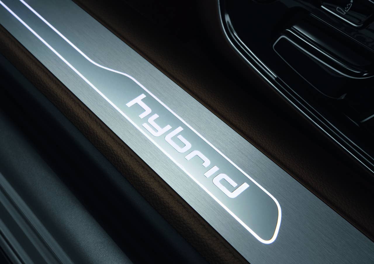 Audi A8 Hybrid