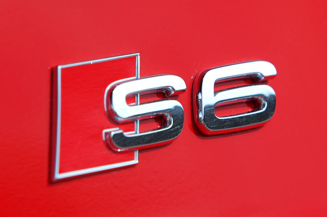 2013 Audi S6 badge