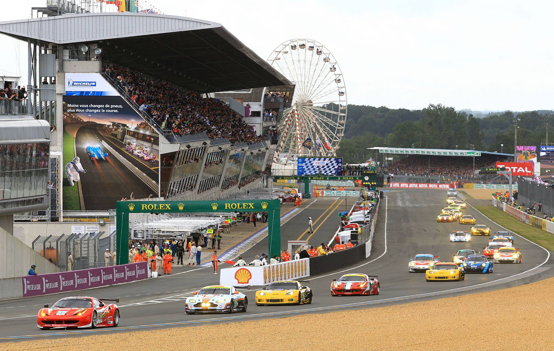 General view of the start of the racetrack during the 80th 24-hour Le Mans endurance race, in Le Mans, western France, Saturday, June 16, 2012. (AP Photo/Bob Edme)