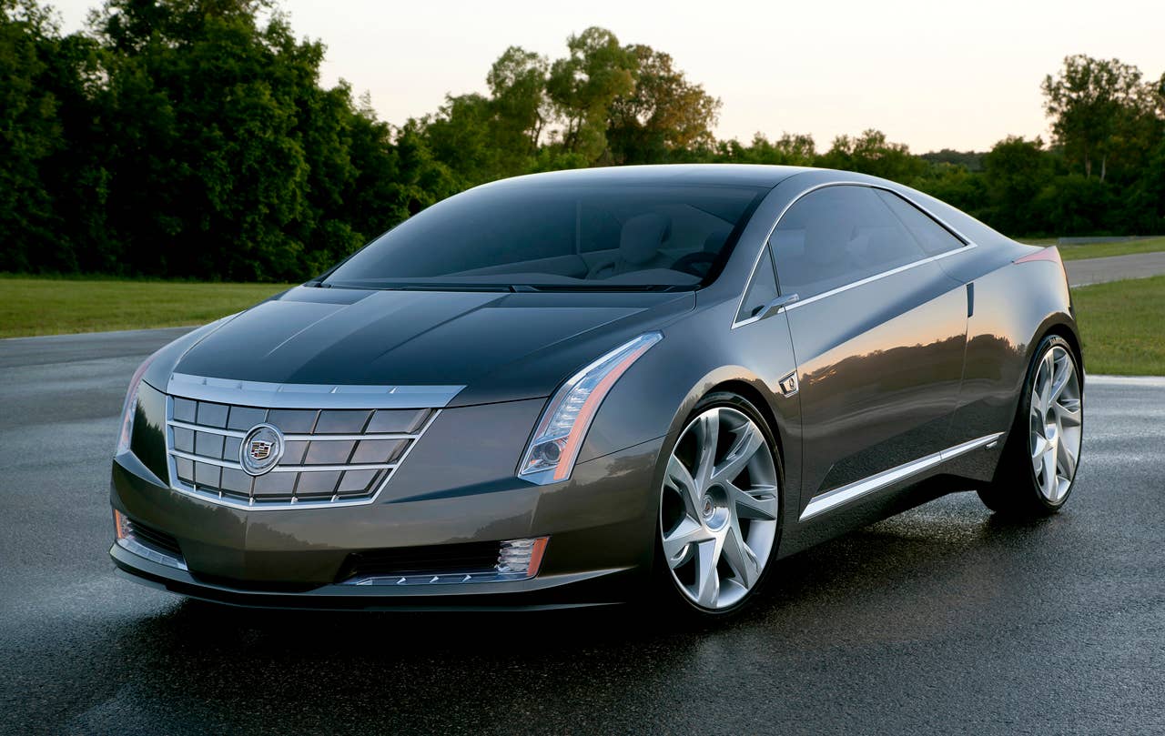 Cadillac's dramatic luxury coupe with extended-range electric vehicle technology. (08/17/2011)