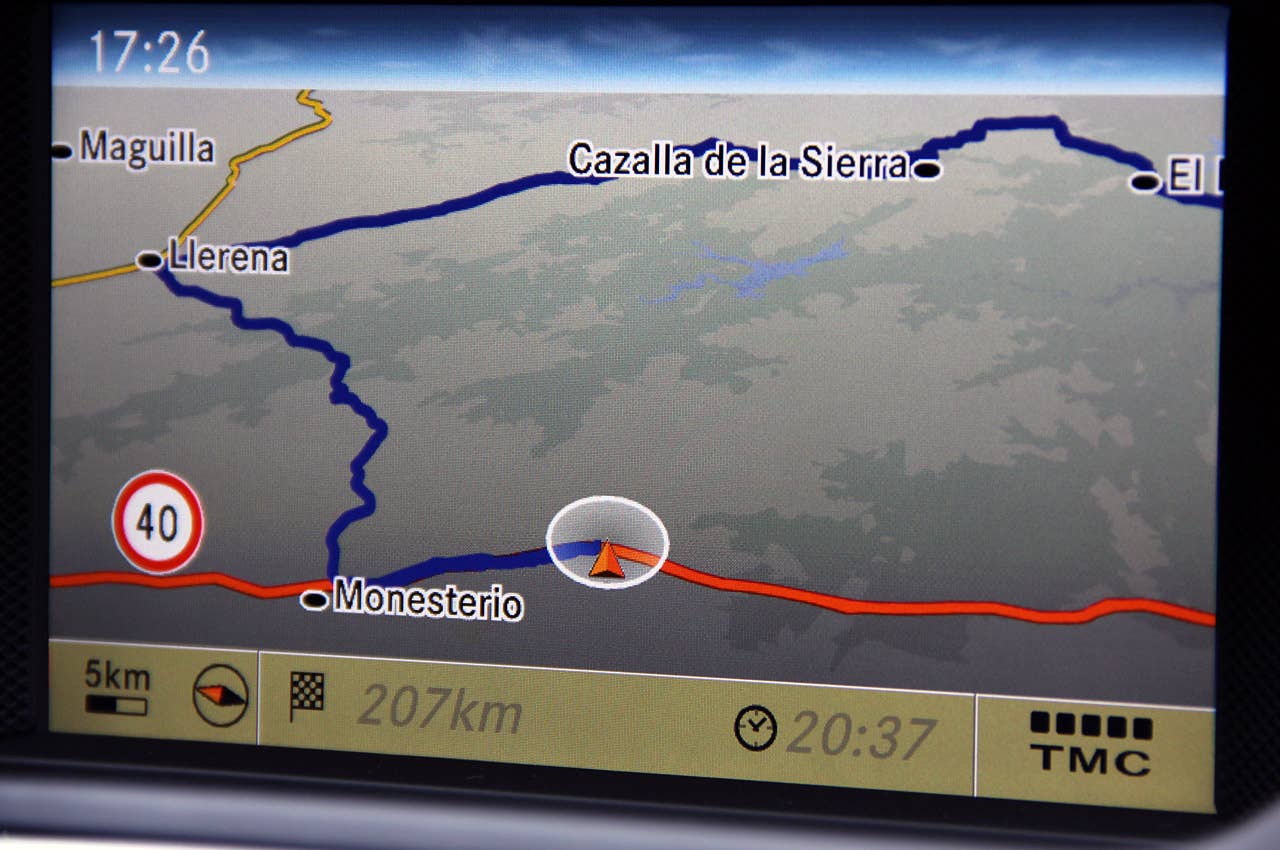 2012 Mercedes C-Class Coupe navigation system