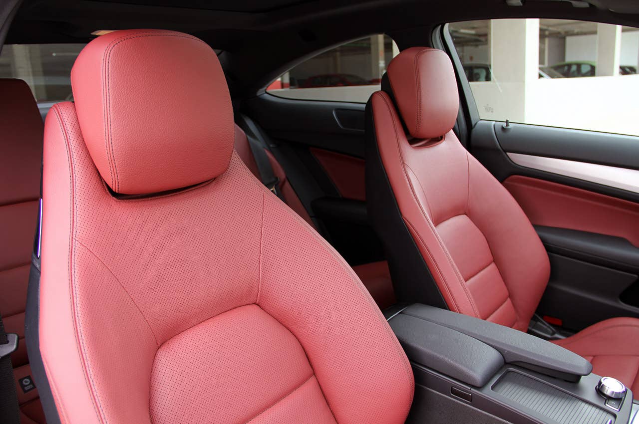 2012 Mercedes C-Class Coupe front seats
