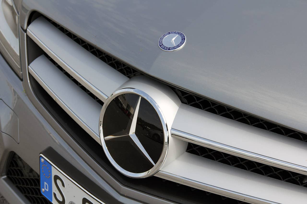 2012 Mercedes C-Class Coupe grille