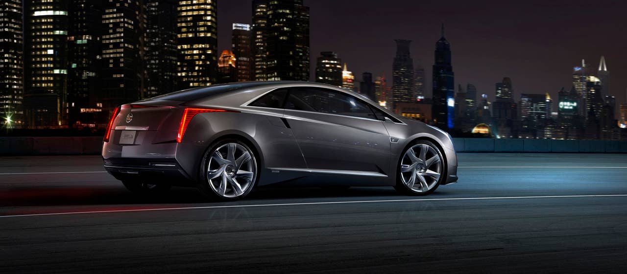 Cadillac's dramatic luxury coupe with extended-range electric vehicle technology. (08/17/2011)