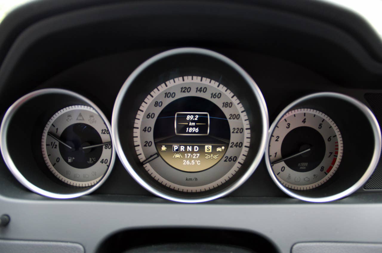 2012 Mercedes C-Class Coupe gauges
