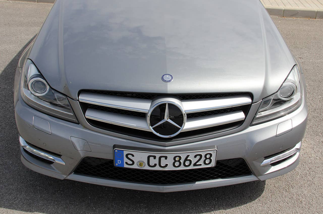 2012 Mercedes C-Class Coupe front detail
