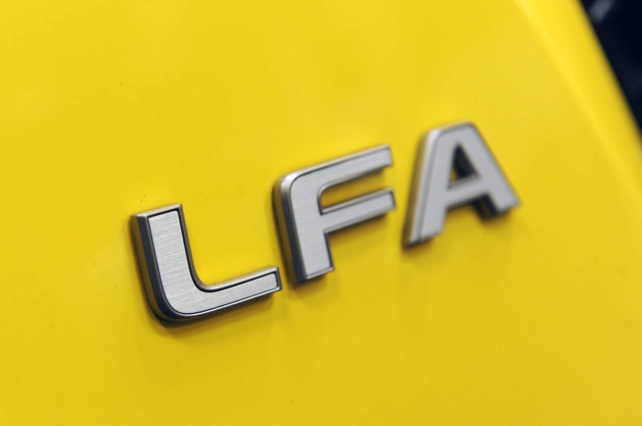 CEC Lexus LFA