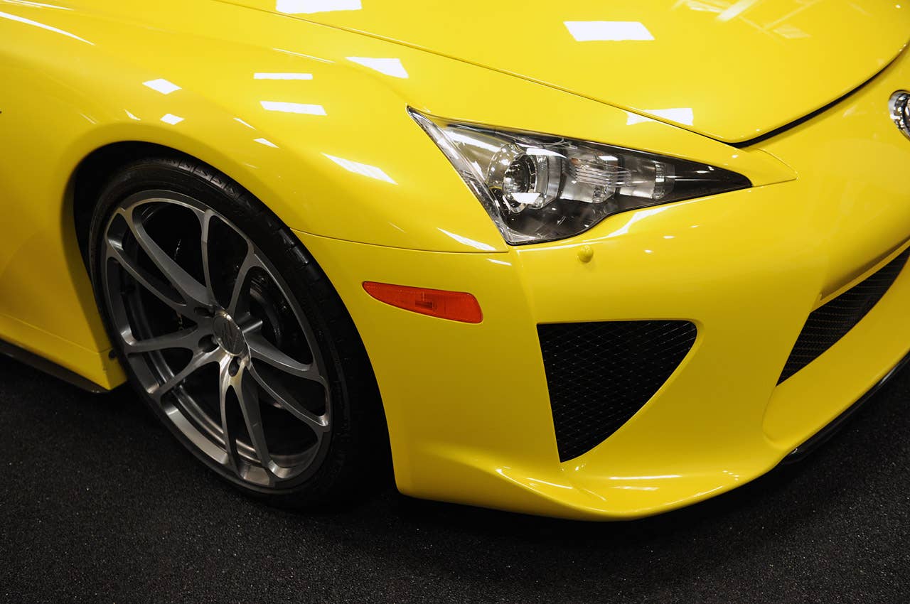 CEC Lexus LFA