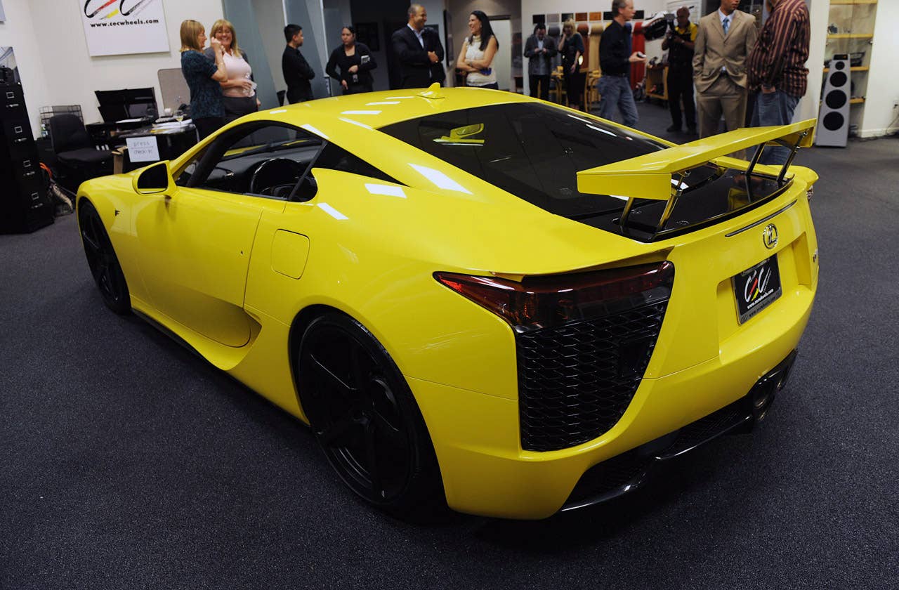 CEC Lexus LFA