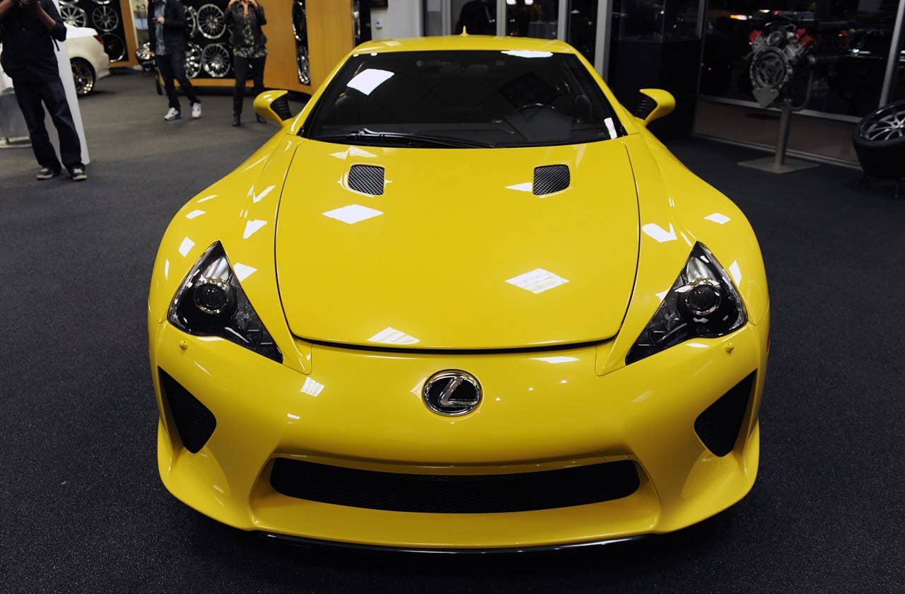 CEC Lexus LFA