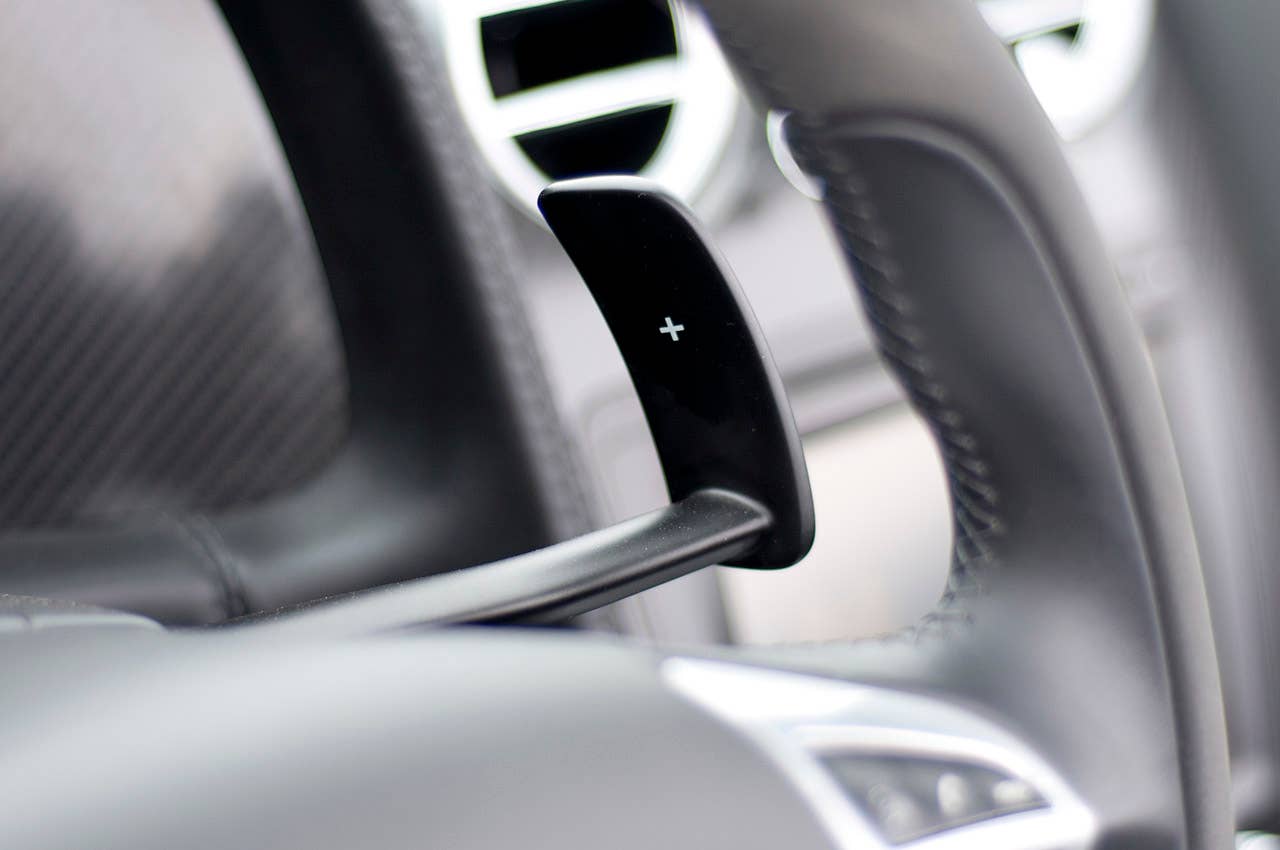 2012 Bentley Continental Supersports Convertible paddle shifter