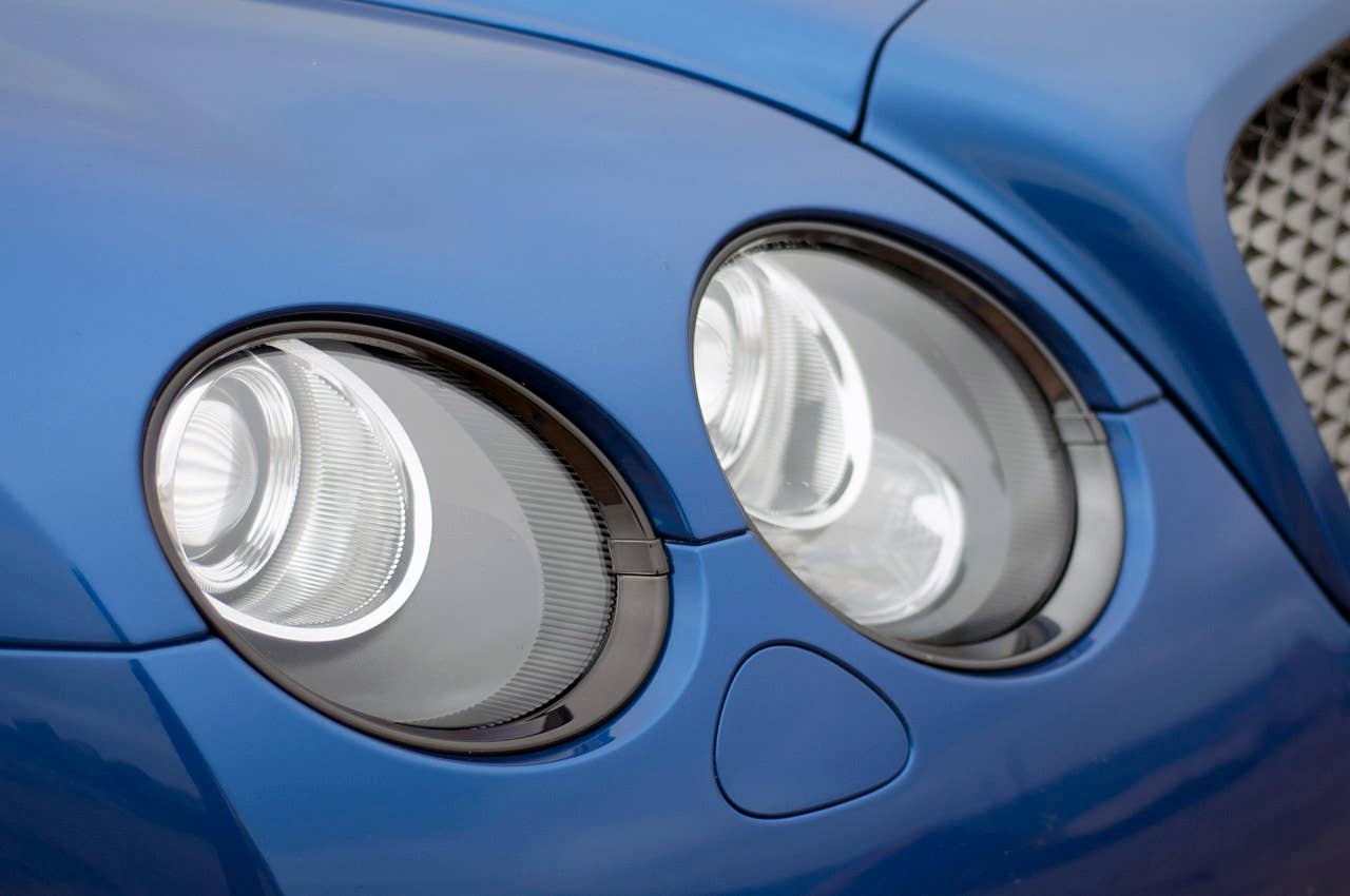 2012 Bentley Continental Supersports Convertible headlights