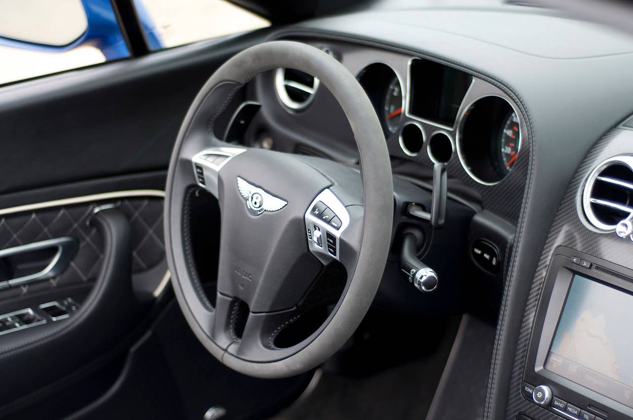 2012 Bentley Continental Supersports Convertible steering wheel