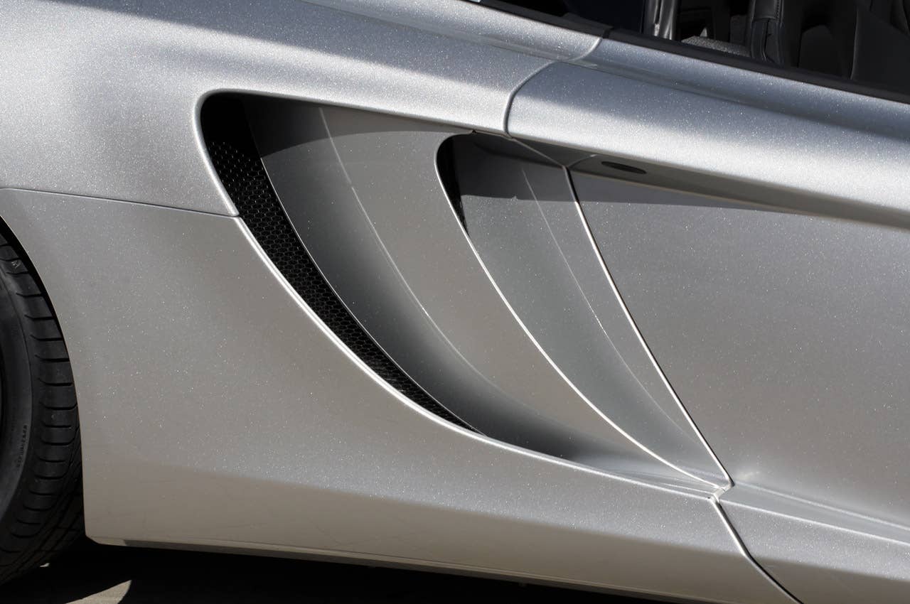 2013 McLaren MP4-12C Spider side intake