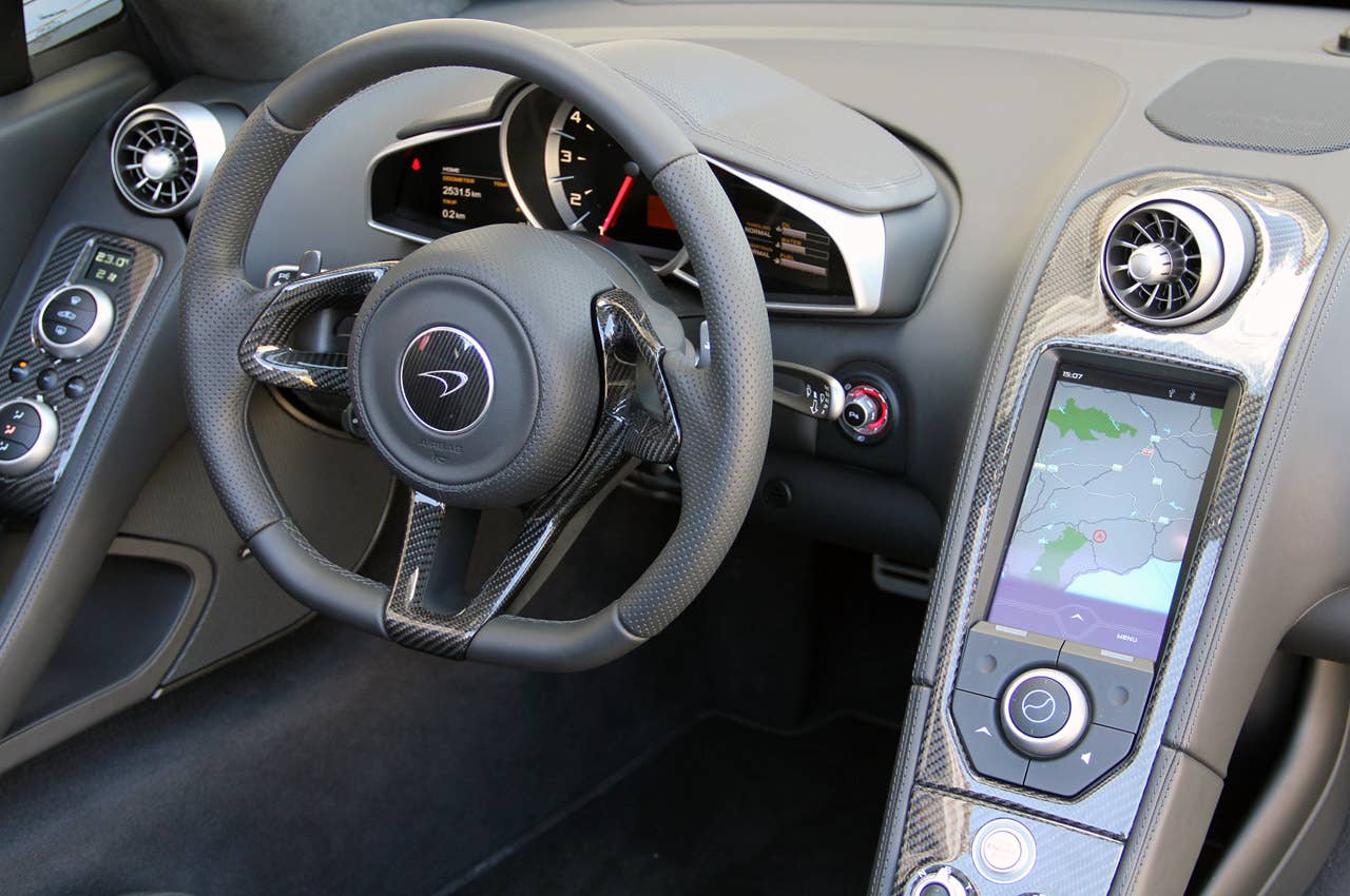 2013 McLaren MP4-12C Spider interior