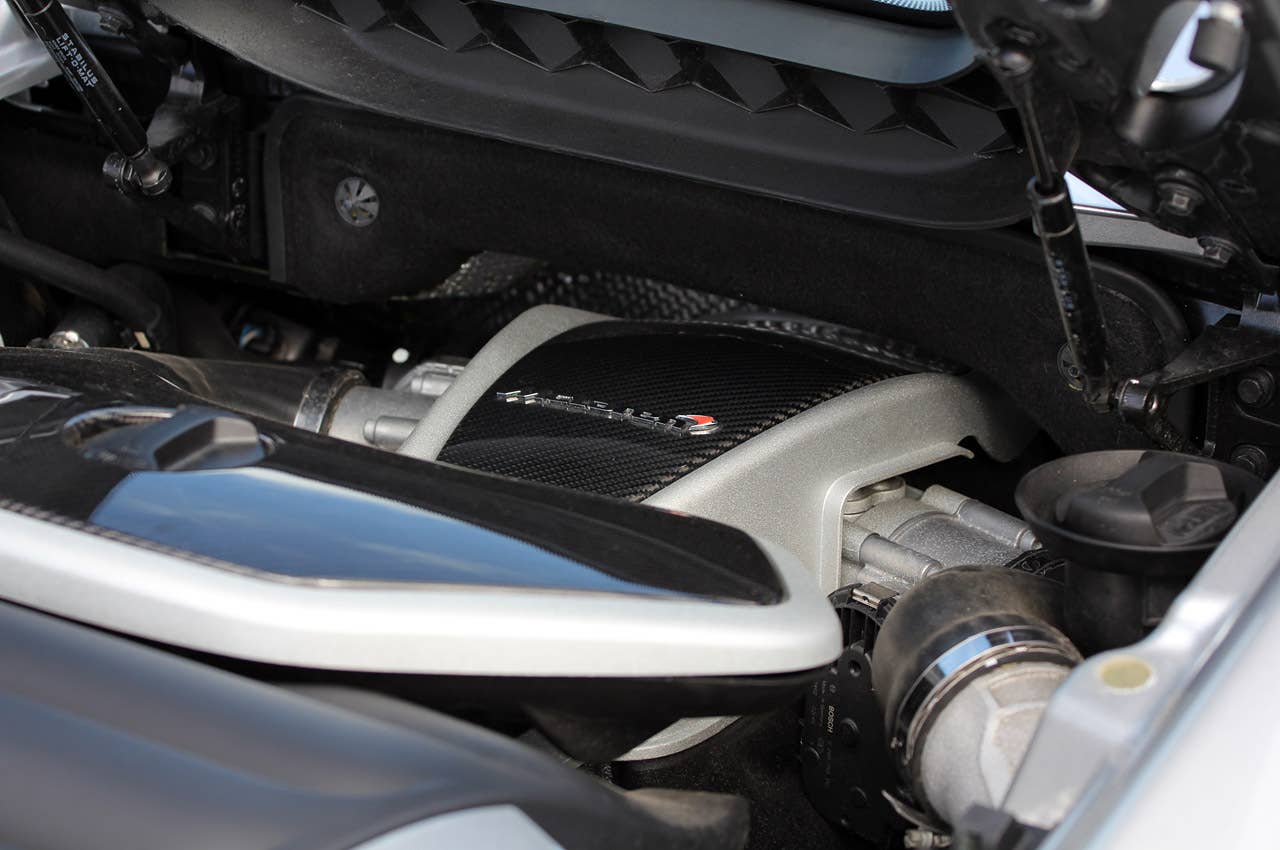 2013 McLaren MP4-12C Spider engine